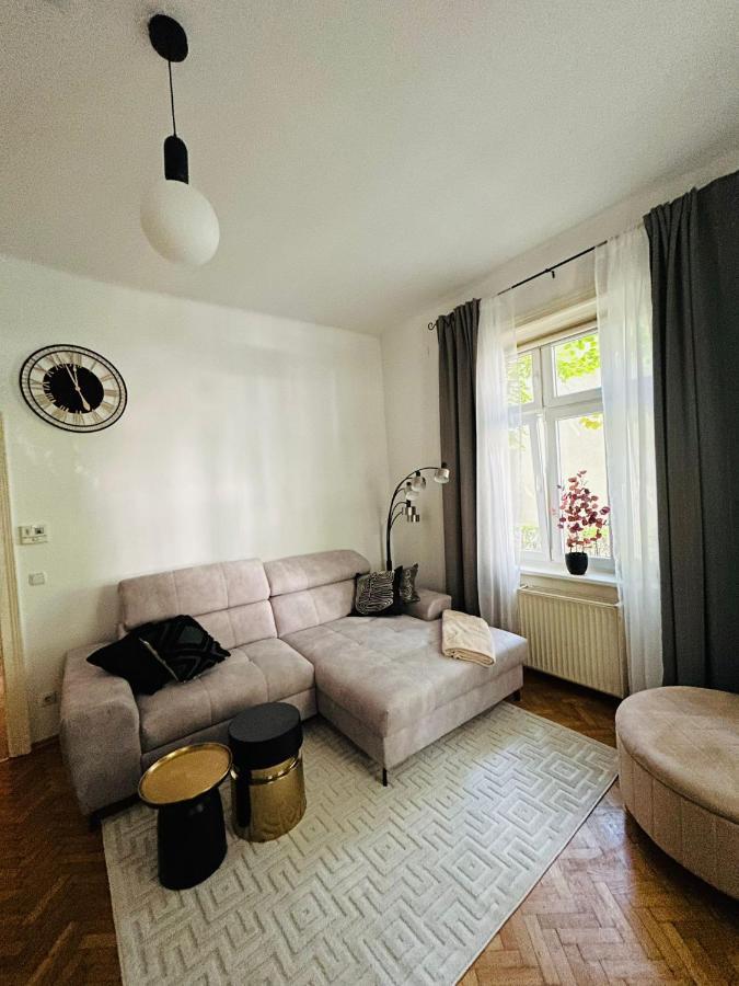 Apartment 5 Min Schoenbrunn Gloriette, Direct To City Center, Free Parking Вена Экстерьер фото